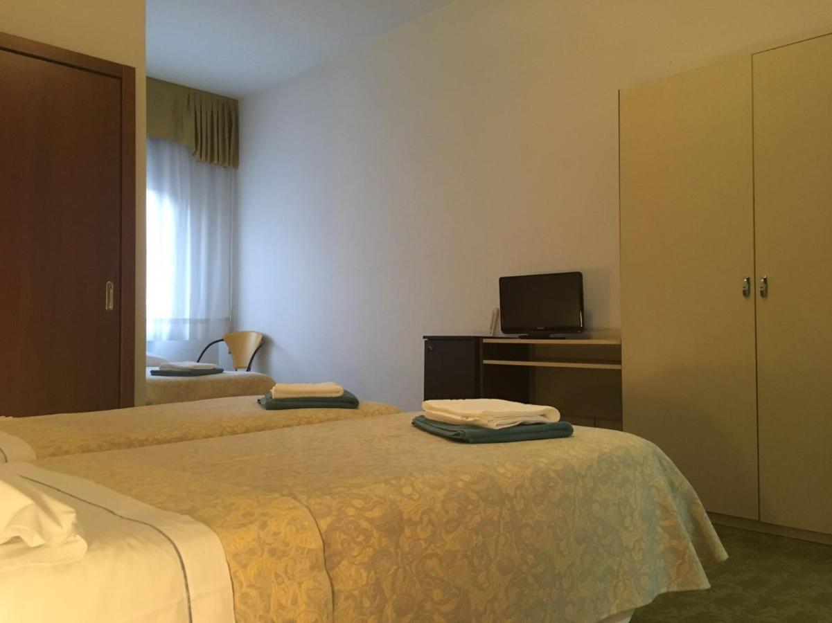 Hotel Centrale 埃斯泰 外观 照片