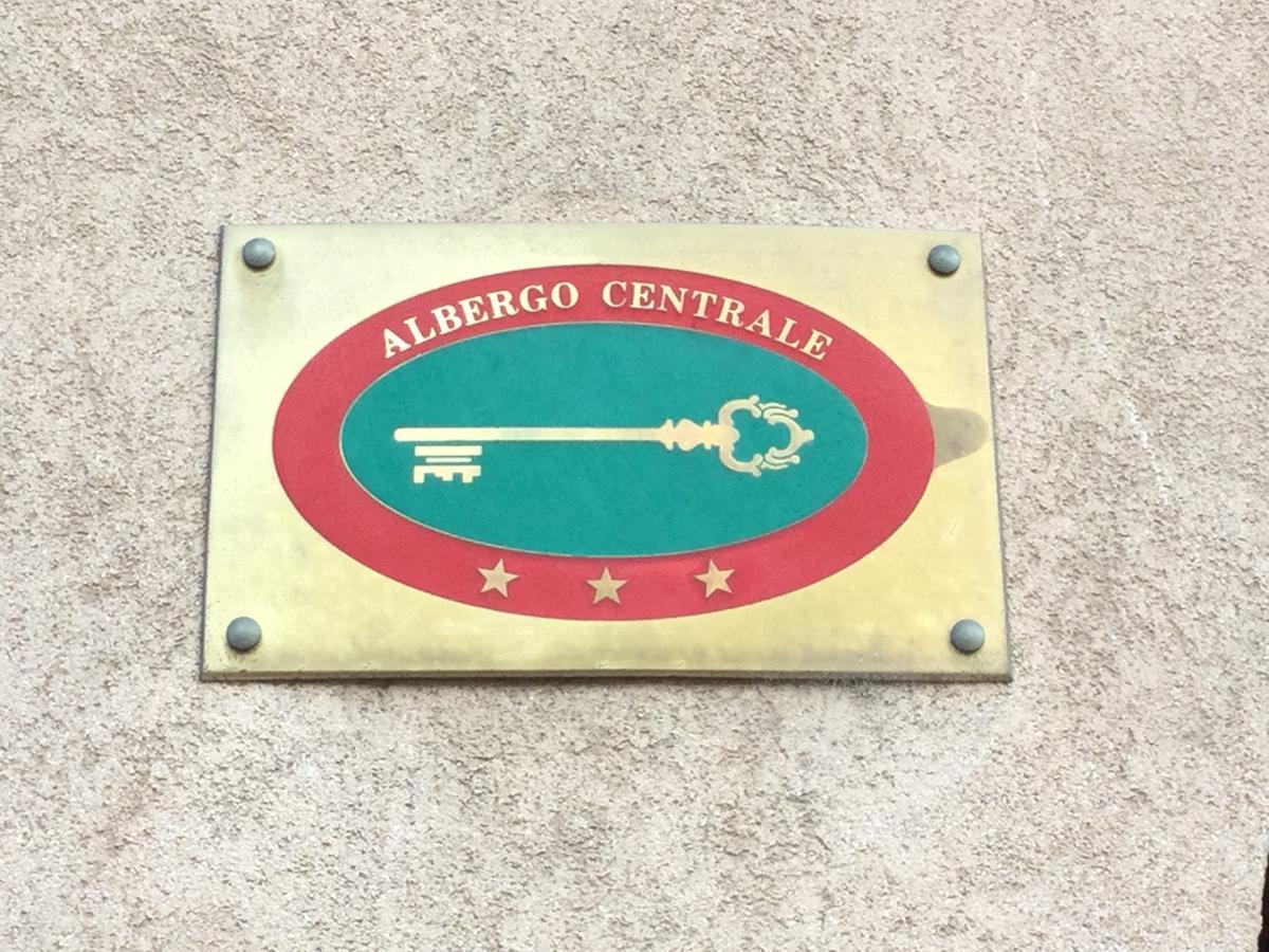 Hotel Centrale 埃斯泰 外观 照片