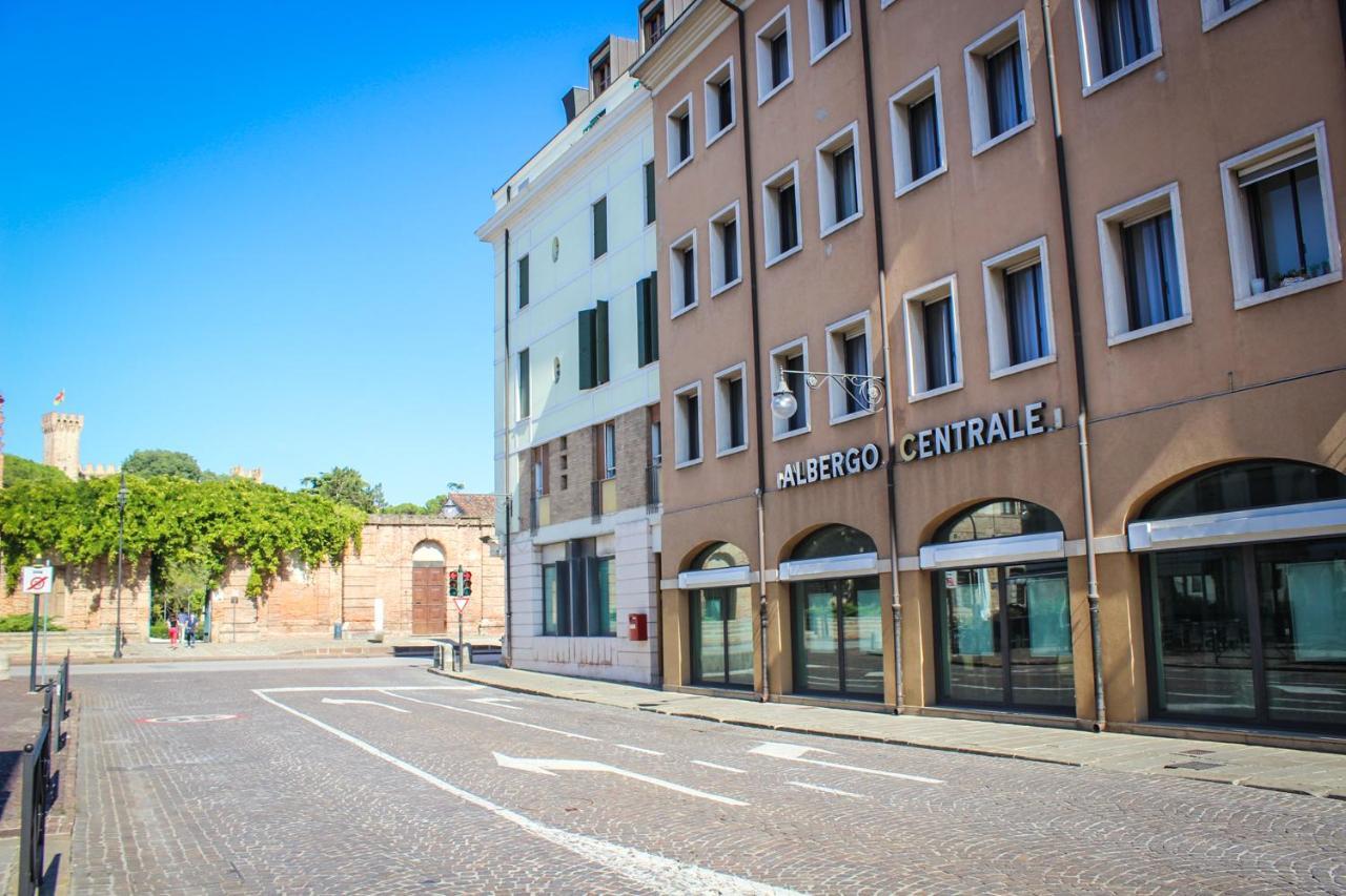 Hotel Centrale 埃斯泰 外观 照片